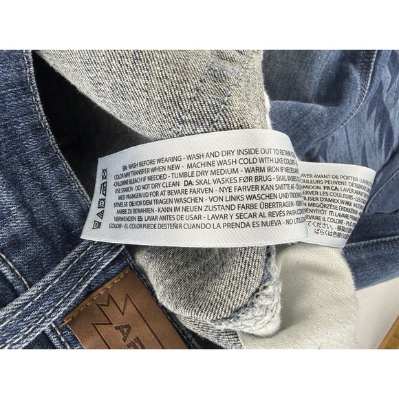 Ariat Womens High Rise Flare Jeans Chimayo Print Dark Wash Denim Sz 30S Raw Hem - Picture 10 of 13